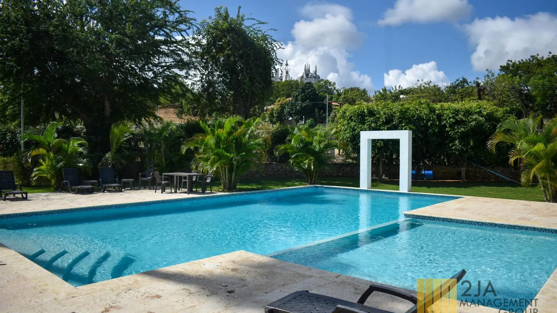 2Ja Management Group - Condos White Hill Sosua