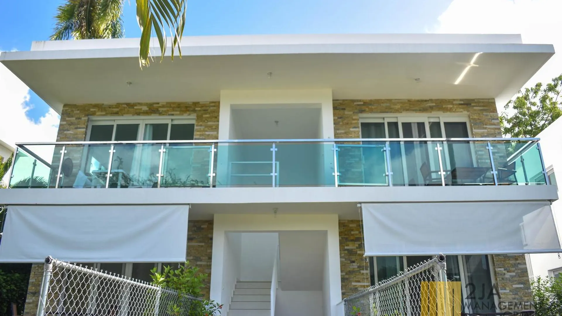 2Ja Management Group - Condos White Hill Sosua